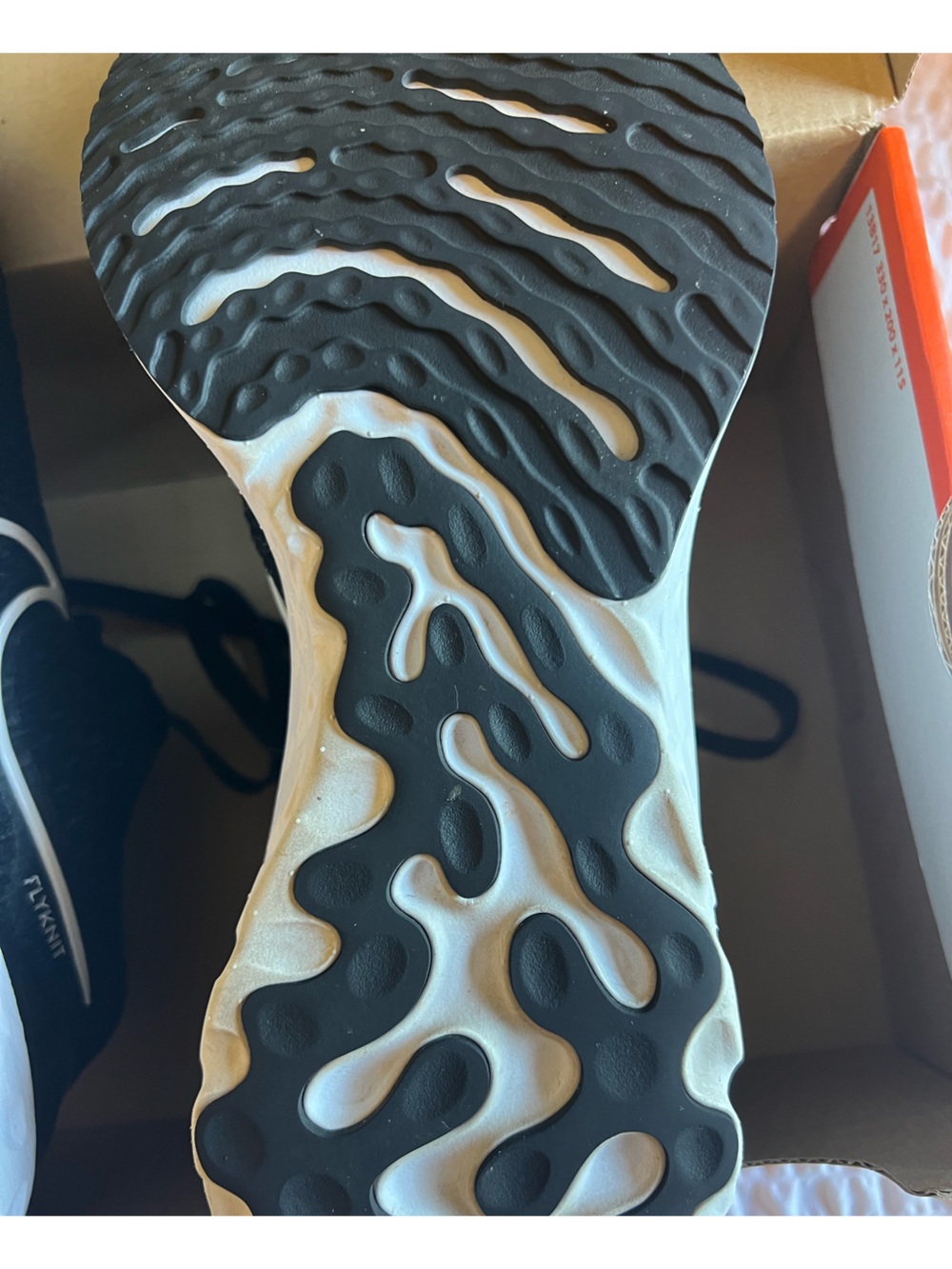 Nike React Infinity Run Flyknit 3 - Picture 6 of 9